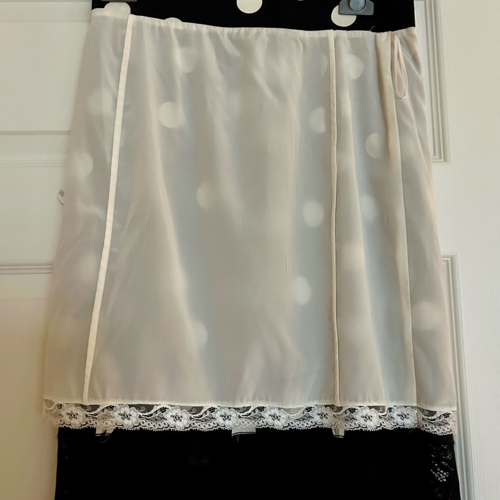 Dolce & Gabbana Black and White Polka Dot Silk Midi Skirt size S, NWT - Picture 6 of 7